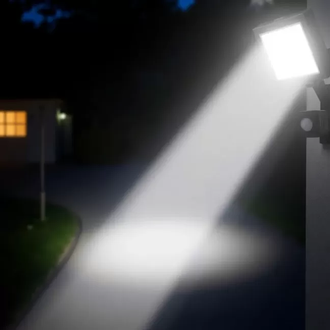 Najlepsza lampa solarna z czujnikiem ruchu